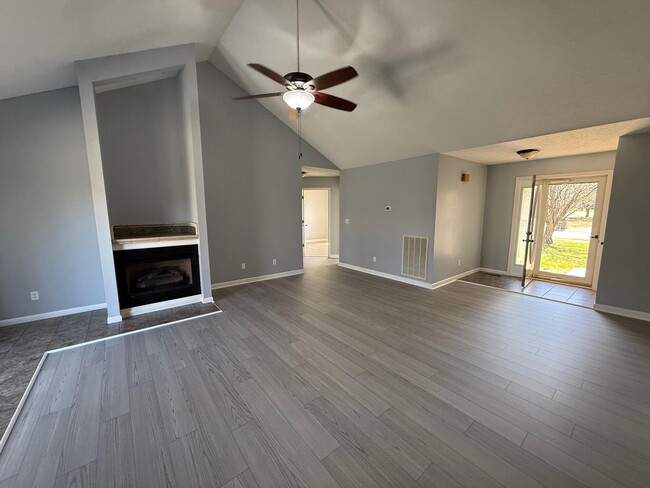Photo - 500 Clifton Ct