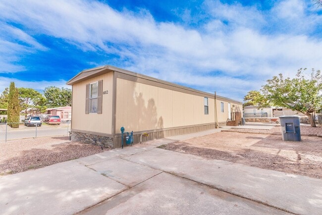 Photo - Incredible 3 bedroom, 1 1/2 bath mobile ho...