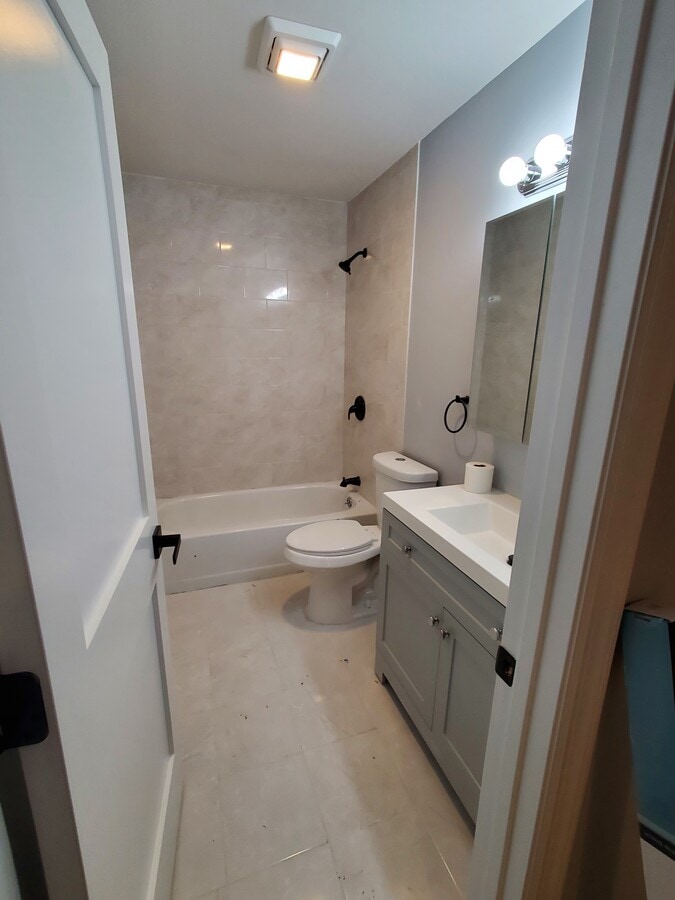 Photo - 50 E Main St Unit 1
