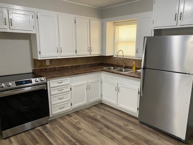 Photo - 3/1/1 Ready April 1