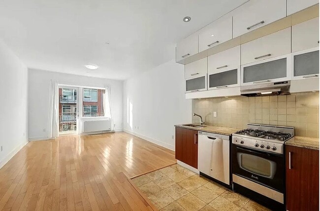 Building Photo - 41-26 27th St