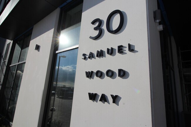 Photo - 30-2430 Samuel Wood Wy