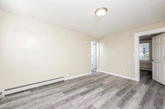 Photo - 2818 Whitney Ave