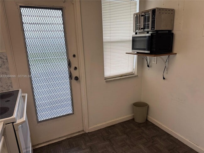Photo - 950 Hillcrest Dr Unidad 411