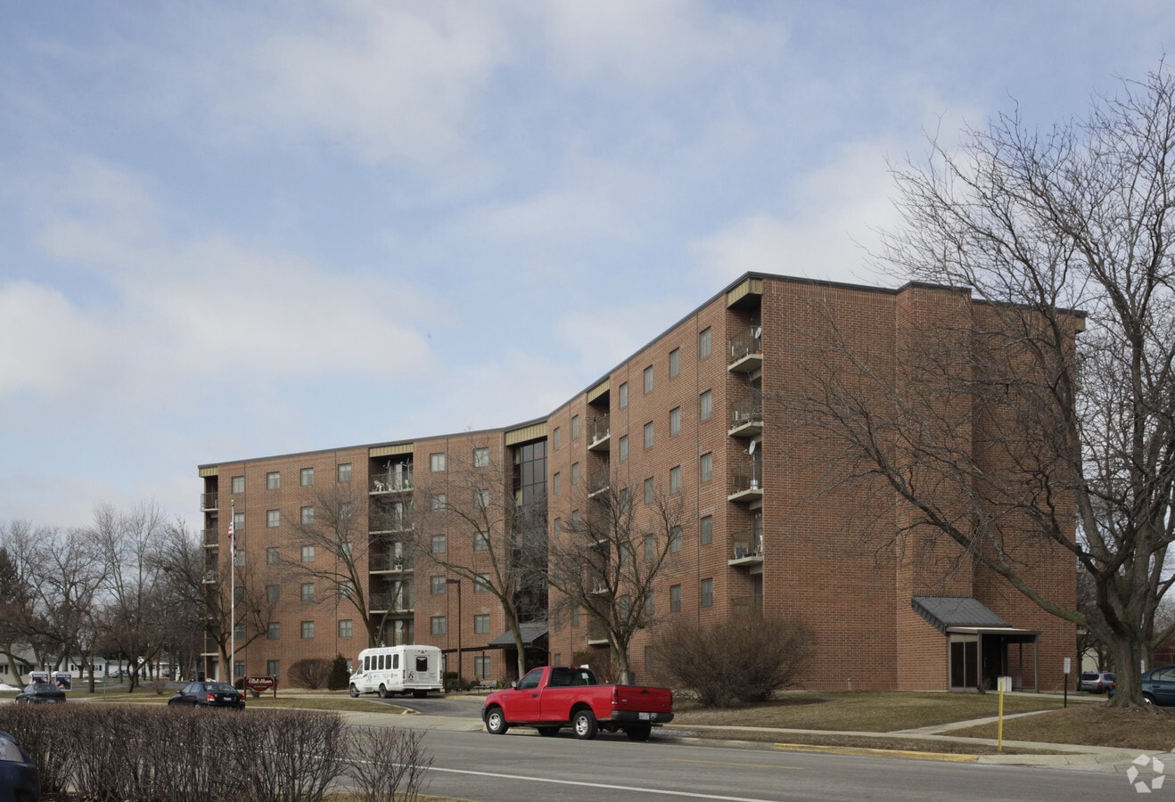 Photo - Elliott Manor