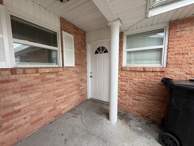 Photo - 7532 Patricia St