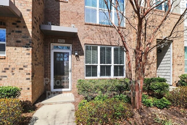 Photo - 1614 Pat Garrett St