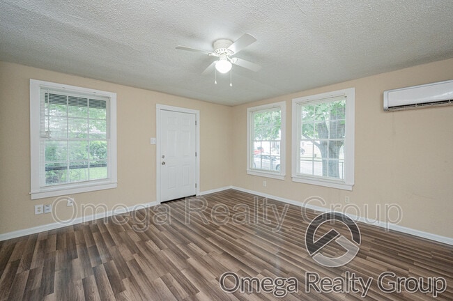 Photo - 3208 Clopton St SW