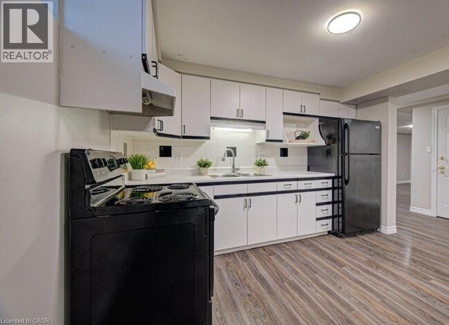 Photo - 15 Santa Maria Dr