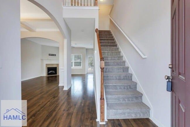 Photo - 64 Brandonwood Rd NE