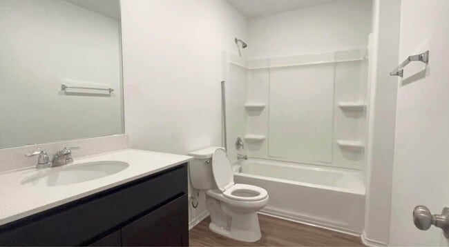 Photo - 343 Mica Trl