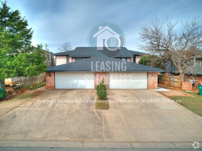 Building Photo - Spacious Updated 3 Bed 2 bath Home