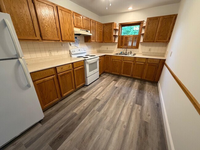 Photo - 122 Pine Glen Rd