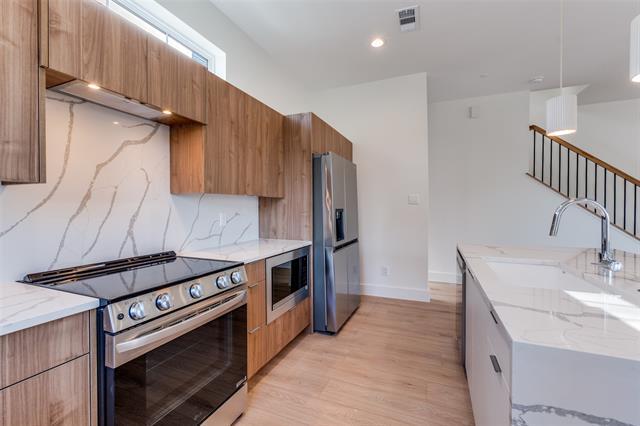 Photo - 2206 Arroyo Ave