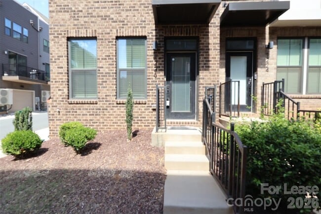 1226 Gleason Wy