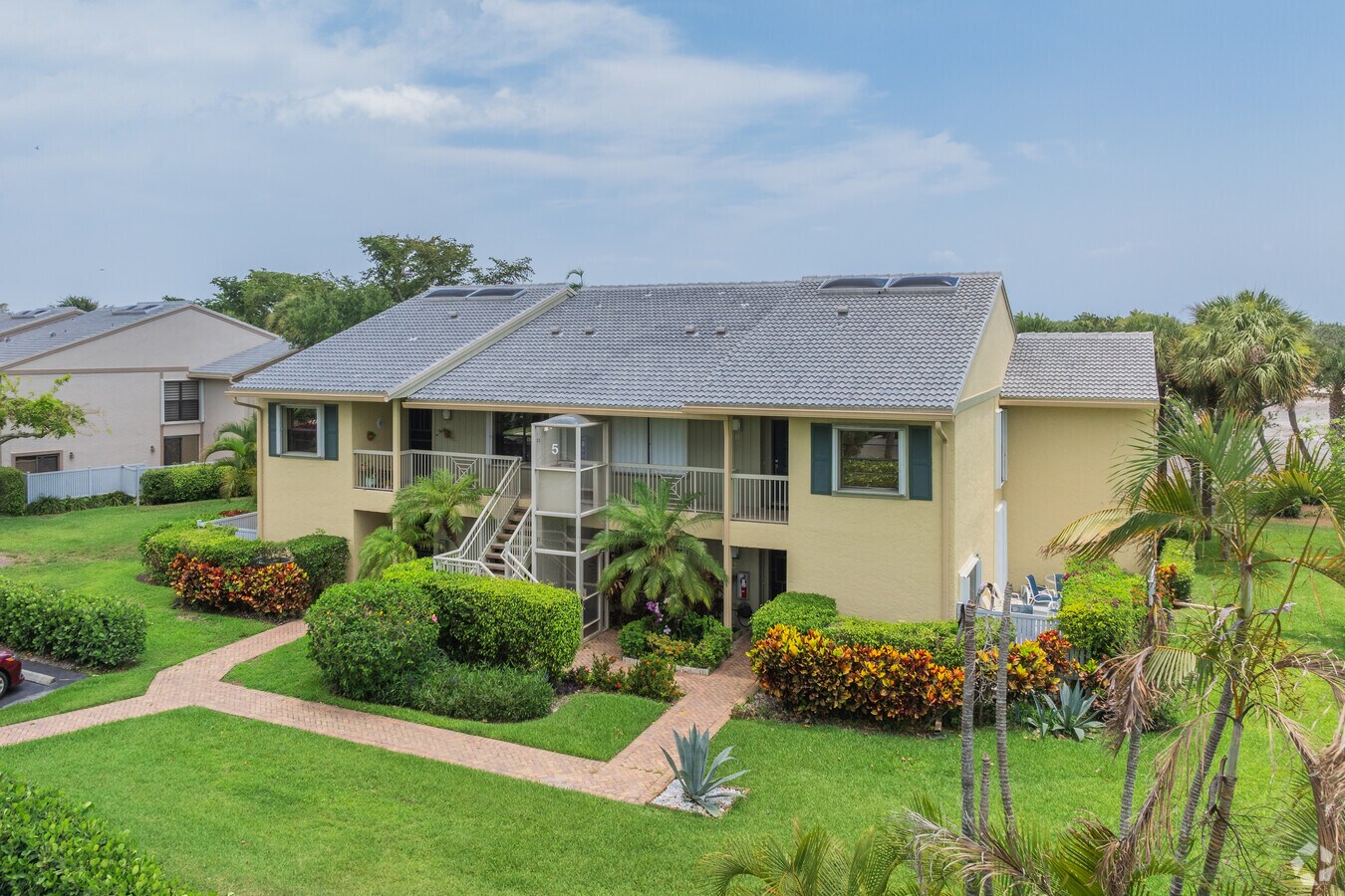 Primary - Eastgate I At Hunters Run