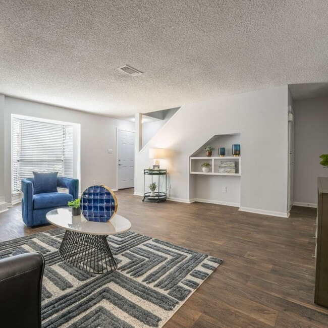 Lakebridge Townhomes