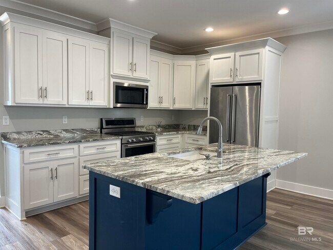 Photo - 27423 Yorkshire Dr