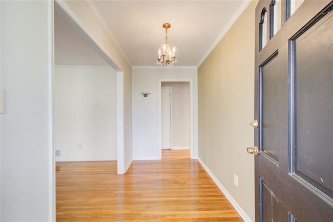 Photo - 859 Candy Ln SW