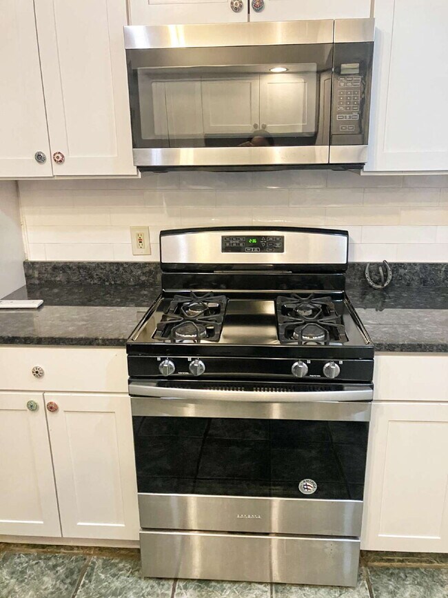 Photo - Great Milton location, close to commuter r... Unit 4