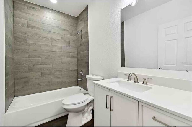 Photo - 3327 Old Tampa Hwy Unit N/A