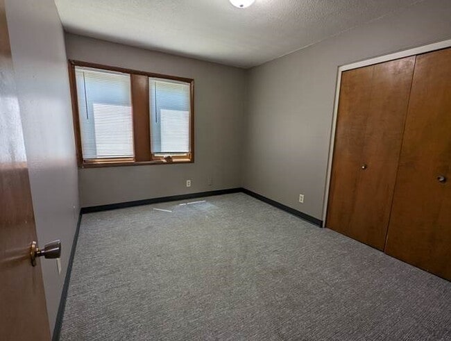 Building Photo - Continental Terrace II