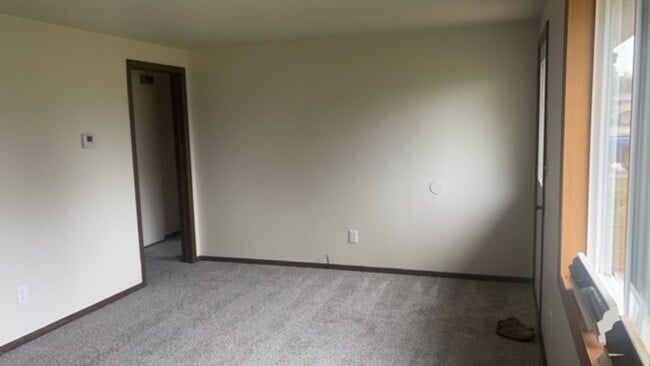 Building Photo - 2014 Sherri Ct Unit 101 Rental