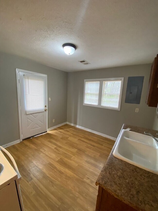 Renovated 3 Bedroom 1.5 Bath Home for Rent! Rental For Rent in Tupelo