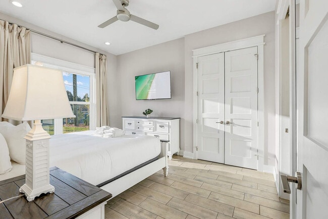 Photo - 322 E Lakeshore Dr Unit SI ID1511644P