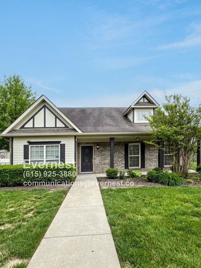 5-Bedroom, 3-Bathroom Home with Modern Ame... - 5-Bedroom, 3-Bathroom Home with Modern Ame...