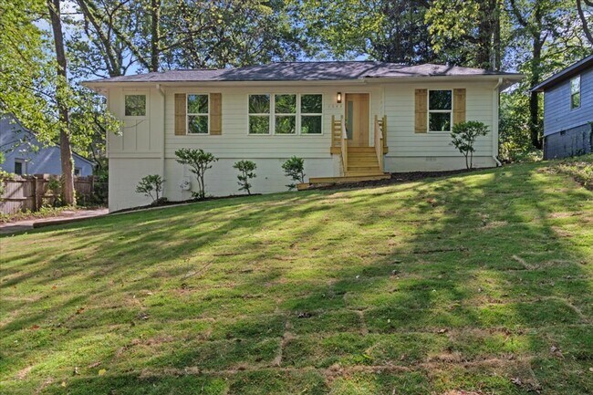 Photo - COMING SOON! Gorgeous 3 Bedroom 2 Bath ranch in Venetian Hills