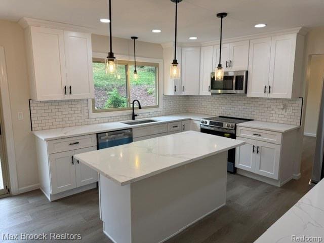 Photo - 650 Deerfield Ct