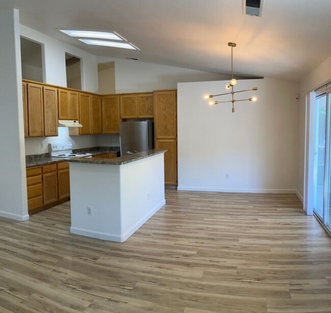 Photo - 5200 Dunham Ct