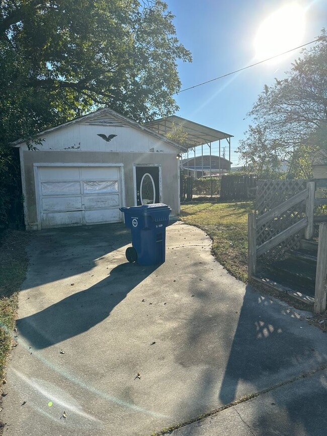 Photo - 1602 W Washington Ave