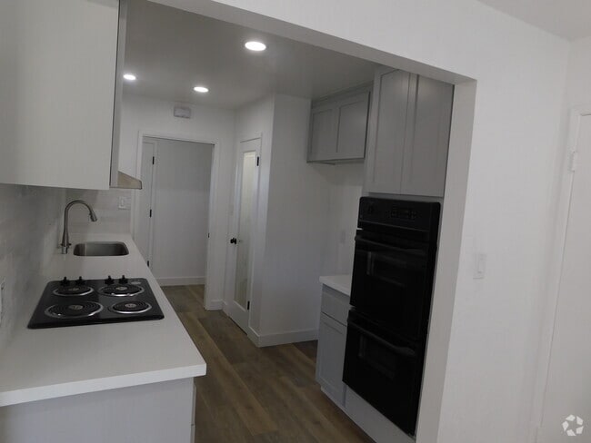 Building Photo - 2204 Greer Ct Rental
