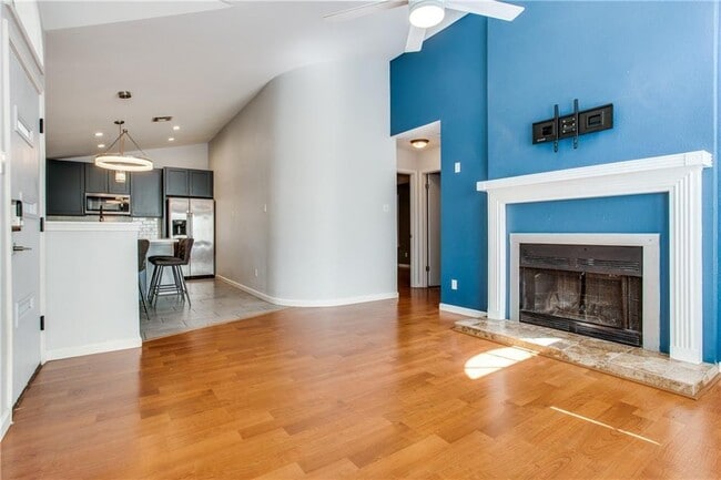 Photo - 704 Cool Water Dr