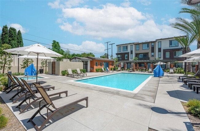 Photo - 1139 Orchard Dr