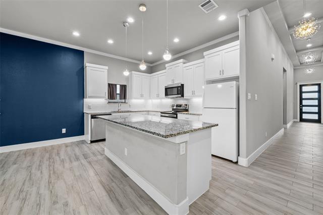 Photo - 3403 Bickers St