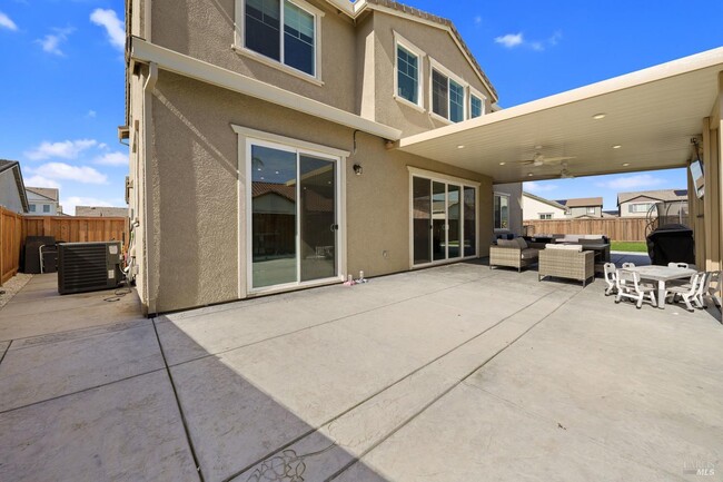 Photo - 1245 Pacific Pl