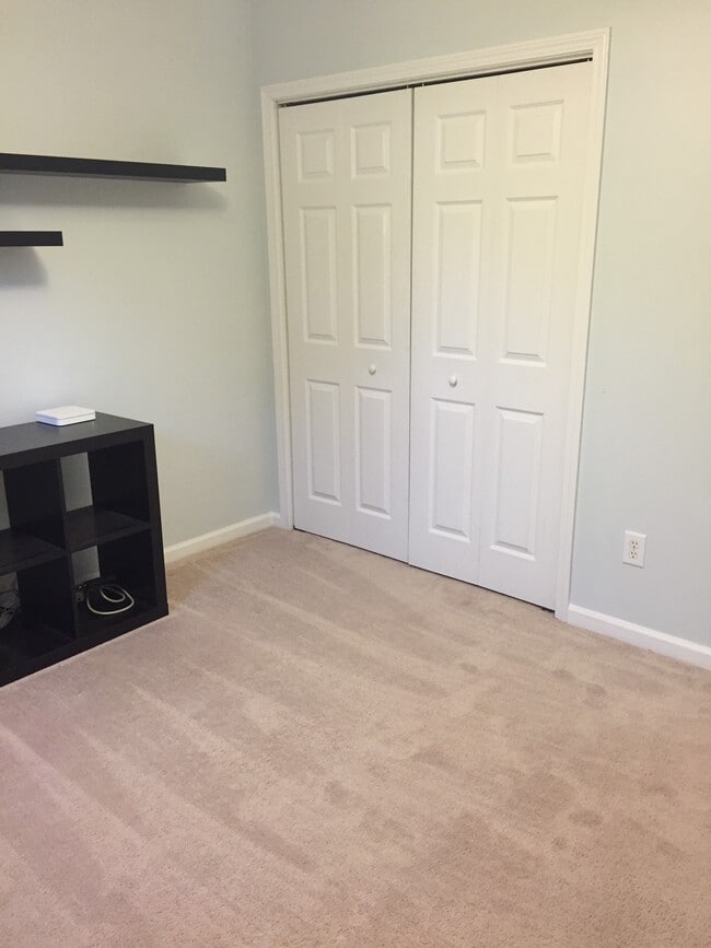 Photo - 4101 Woodbury Terrace NW