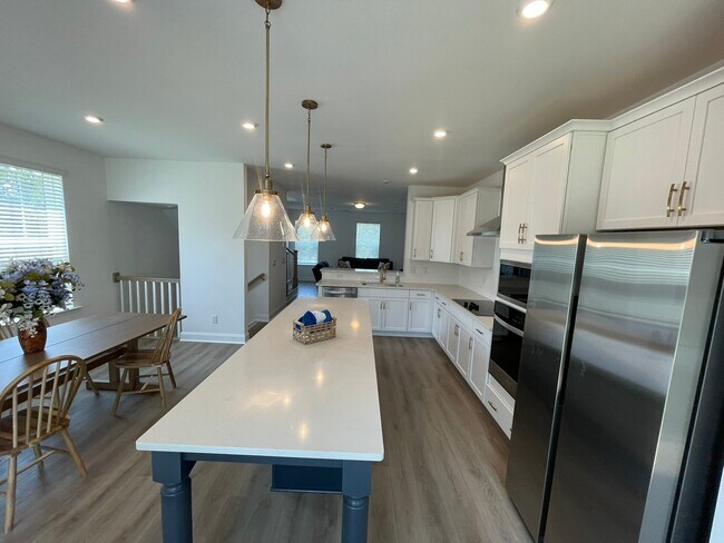 Photo - 15359 Ballancroft Pkwy