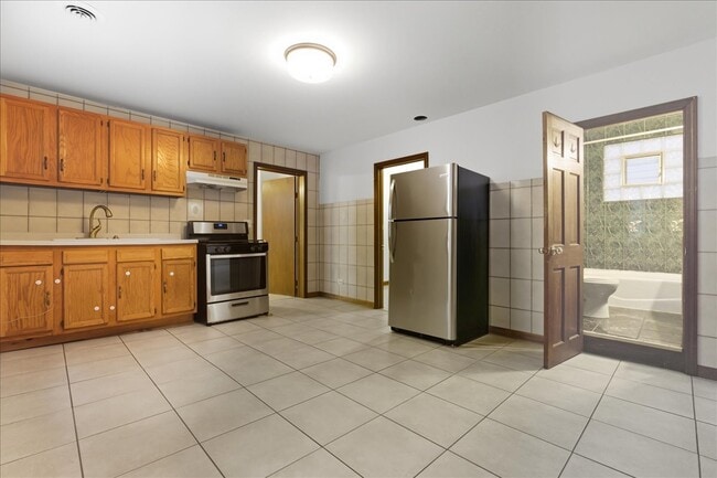 Photo - 1727 W 19th St Unit 2