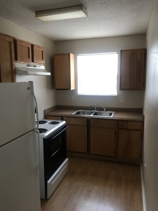 Photo - 2633 Louisa St Unidad B