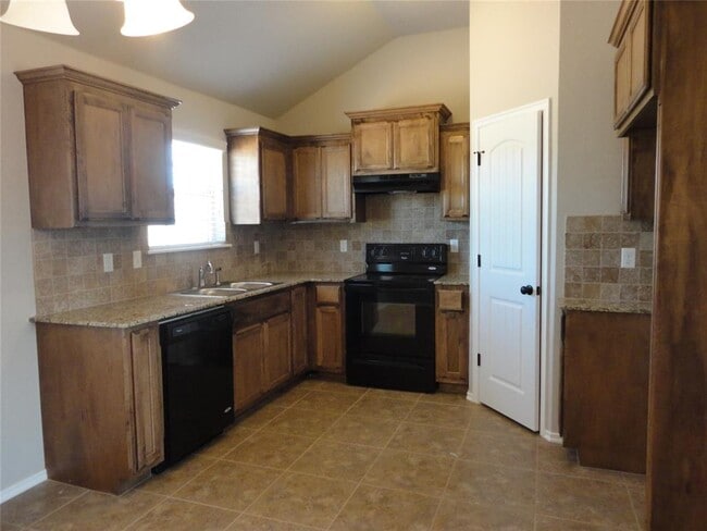Photo - 5802 Clearwater Dr