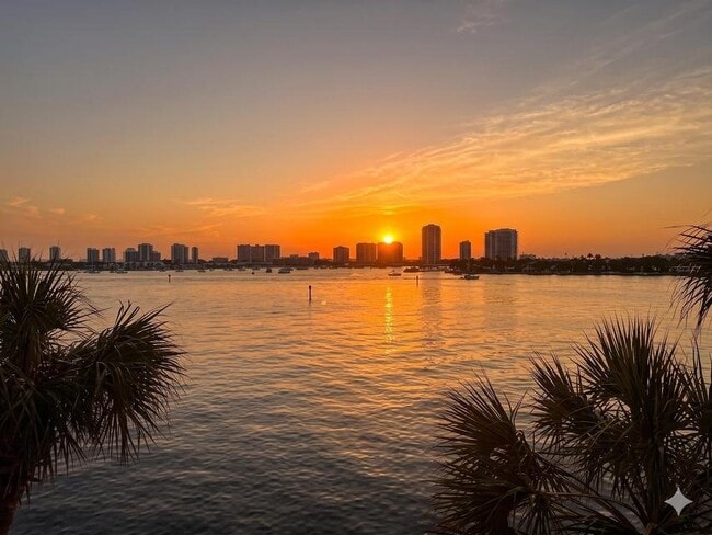 Photo - 2640 Lake Shore Dr Unit 309