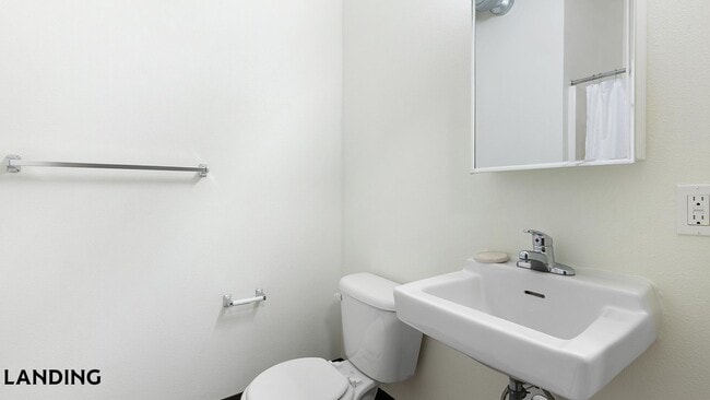 Photo - 1430 NW Pettygrove St Unit C306