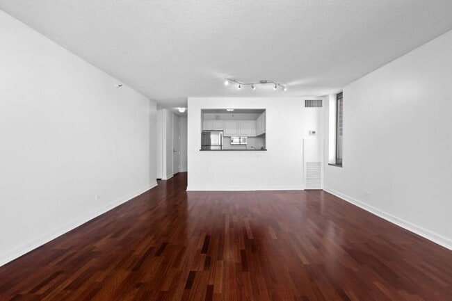 Photo - 1 bedroom in Chicago IL 60613 Unidad 4410