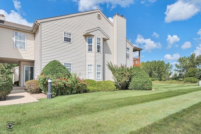 Photo - 608 Huntington Ct