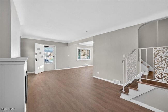 Photo - 8910 McCracken Rd