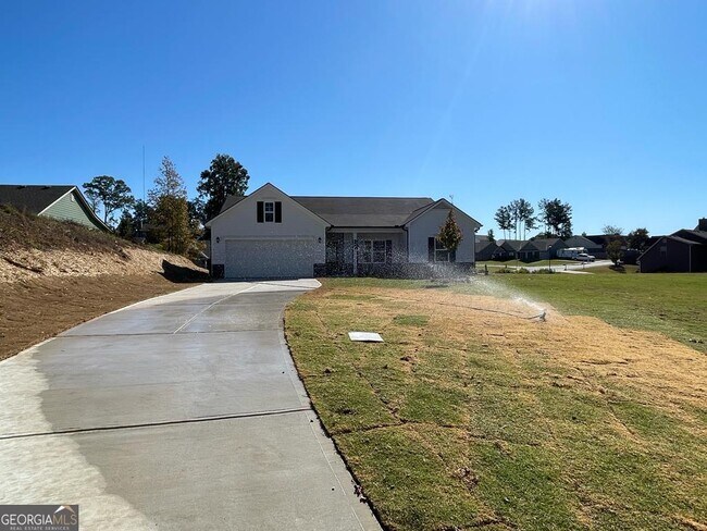 Photo - 1 Lyndhurst Dr